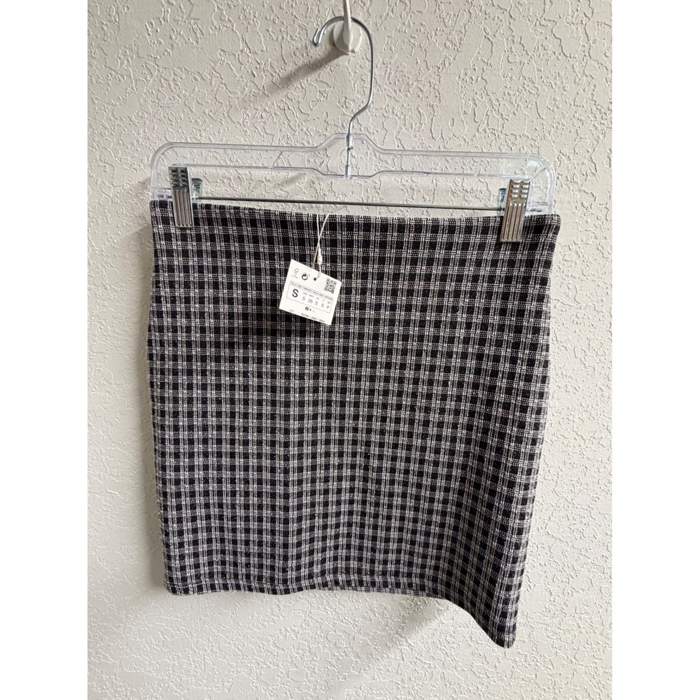 NWT plaid mini skirt small plaid black white mini skirt 90s Y2K style Zara skirt